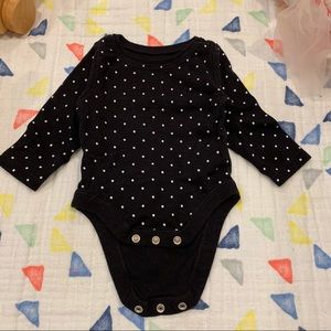 Black polka dot Carter’s button onesie, 0-3m